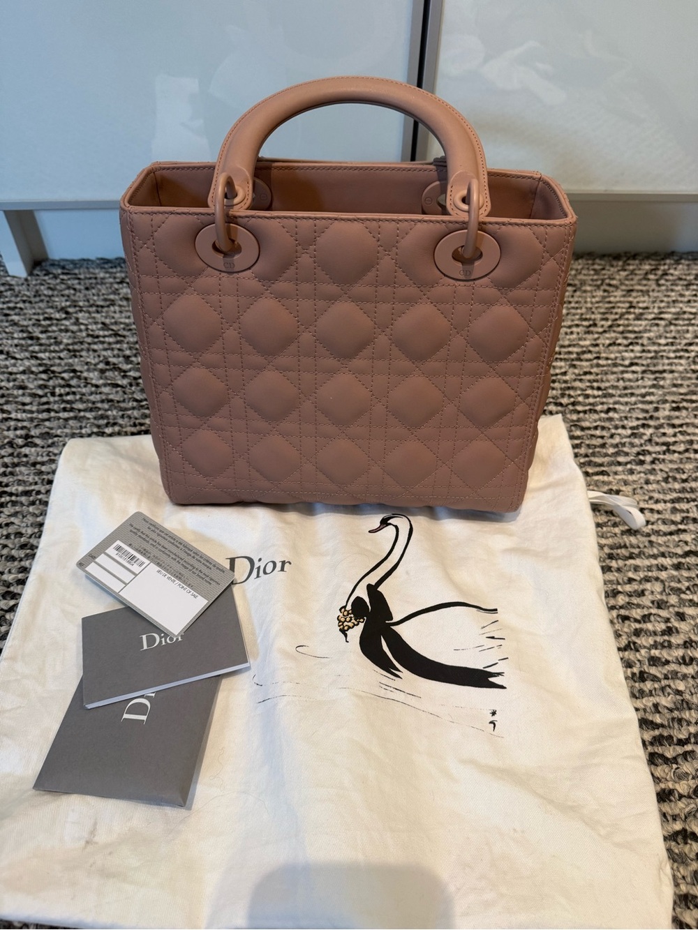 Dior LADY Dior medium ultra matte Cannage quilted calfskin handbag - Picture 14 of 16